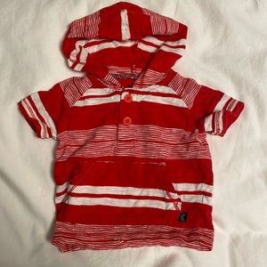 NWOT Red and white stripe shirt sleeve t shirt with hood